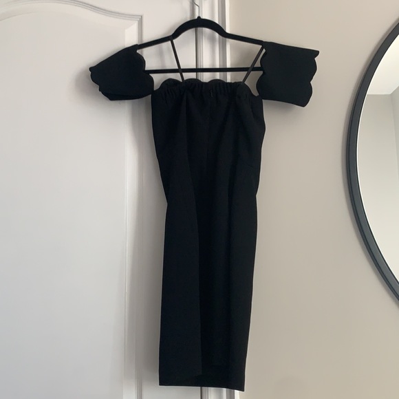 Little black off the shoulder dress - Picture 5 of 7